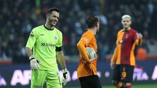Toplasan 1 gol etmez