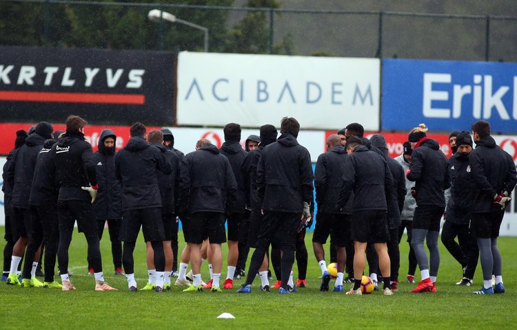 Beşiktaş'ta flaş Babel gelişmesi