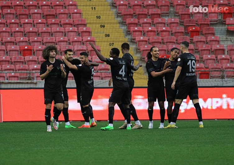 Fenerbahçe mi, Galatasaray mı? Süper Lig'de sezonun şampiyonunu açıkladılar