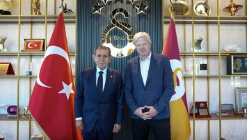 Kahn'dan ziyaret