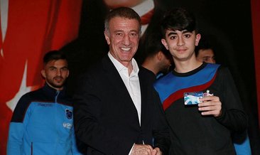 Trabzonspor'da altyapı oyuncularına genç üye kartı törenle teslim edildi