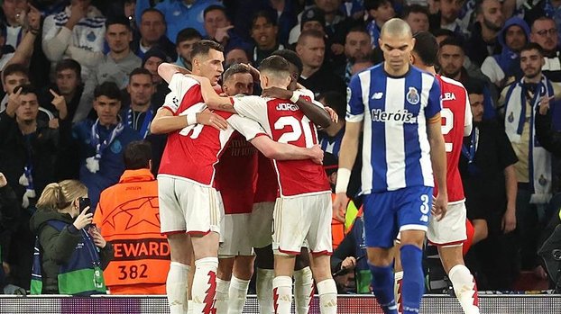 Arsenal 4-2 Porto (MAÇ SONUCU - ÖZET) UEFA Şampiyonlar Ligi