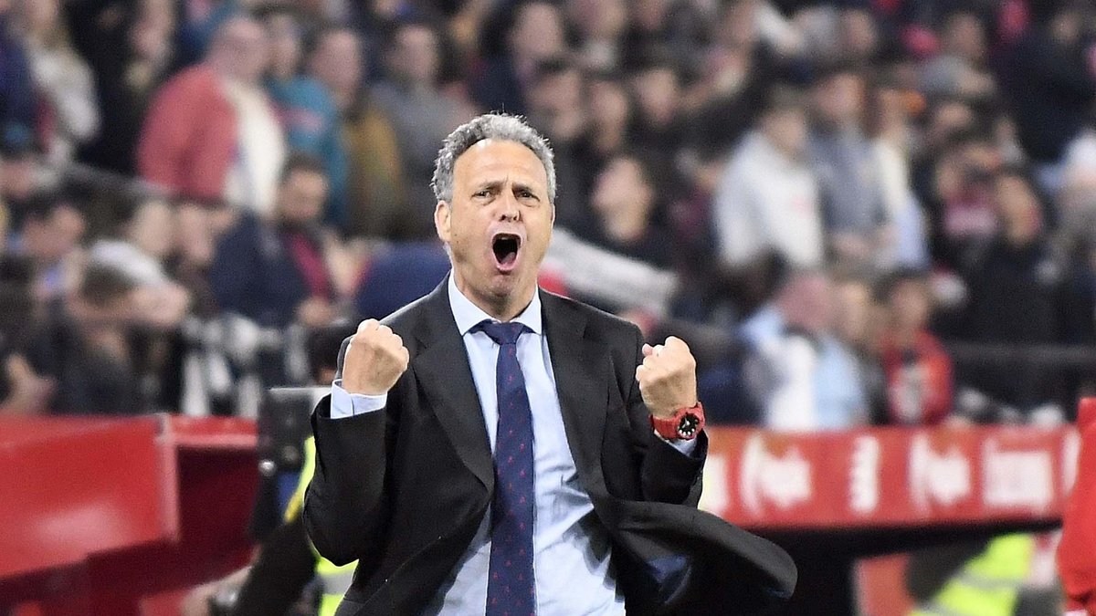 Sevilla'da Joaquin Caparros dönemi başladı!