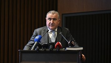 Bakan Bak’tan yoğun trafik