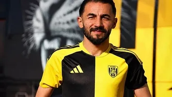 Hamza Gür imzayı attı