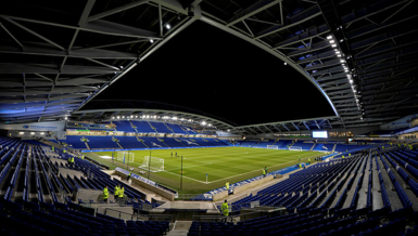 Brighton'dan alkışlanacak hareket! Corona virüsüne karşı tüm stadyumu...