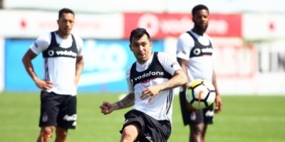 Beşiktaş'ta durmak yok