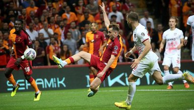 Galatasaray'da penaltı beklentisi! Bu pozisyona itiraz ettiler