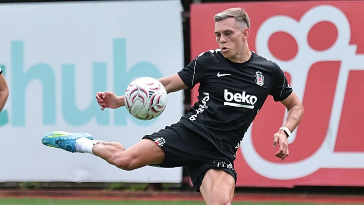 Beşiktaş'ta Leandro Trossard ilk antrenmanına çıktı