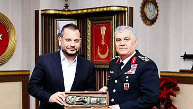 Doğan’dan ‘özel’ ziyaret