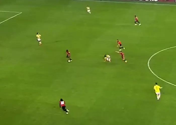 fenerbahcede-guendouziden-buyuk-hata-1786821460947.png Gençlerbirliği-Fenerbahçe maçında Matteo Guendouzi'nin hatası pahalıya patladı! - 2