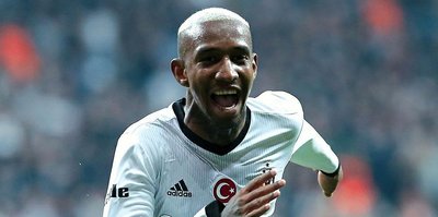 Beşiktaş'ın yıldızı Anderson Talisca'dan İstiklal Marşı paylaşımı