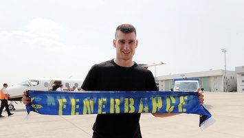 Fenerbahce to sign Dominik Livakovic