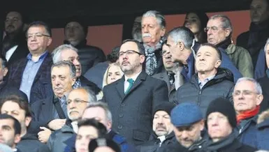 Bakan da izledi