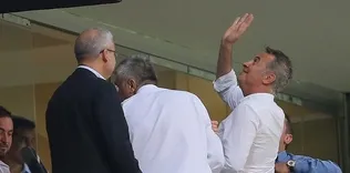 Başkan Orman tribünden izledi