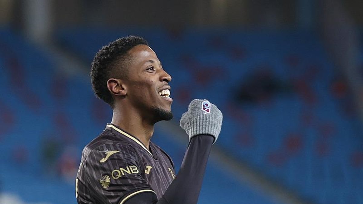 Trabzonspor'a Banza transferinde dişli rakip! Trabzonspor'a Banza transferinde dişli rakip!