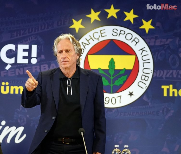 Fenerbahçe Jorge Jesus'un eski golcüsünü transfer edebilir! Tiquinho Soares...