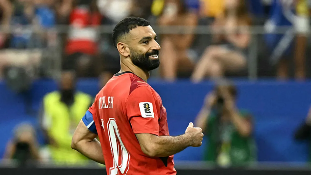 Salah'ın menajerinden Beşiktaş'ı kızdıran hareket! Ezeli rakibi de dahil etti