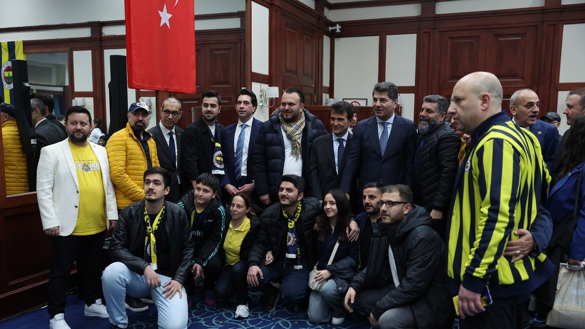 Fenerbahçe'de bayramlaşma töreni gerçekleştirildi