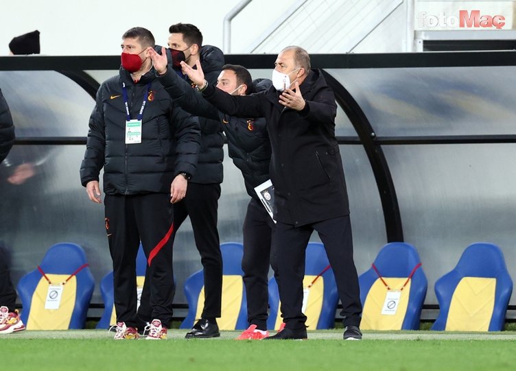 Son dakika spor haberleri: Erman Toroğlu'ndan flaş sözler! "Galatasaray'ı çıtır çıtır yediler"