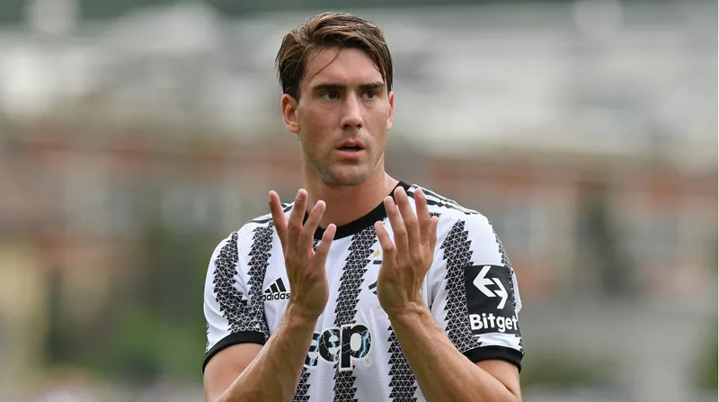 dusan-vlahovic-besiktasa-gelecek-mi-1786346338464.jpg