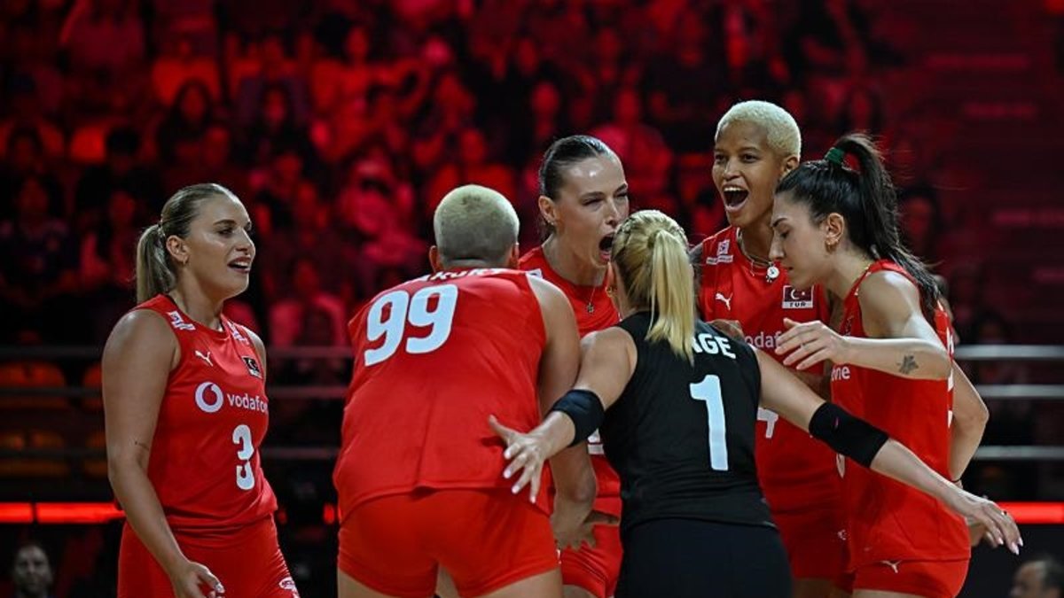 Türkiye 3-0 Kanada (MAÇ SONUCU ÖZET) Filenin Sultanları grubunu lider tamamladı!