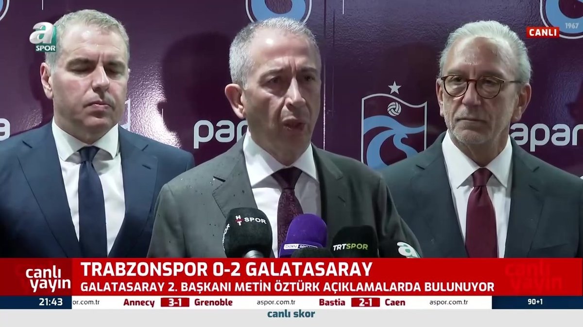 GALATASARAY HABERLERİ - Metin Öztürk'ten Fenerbahçe'ye hakem göndermesi! GALATASARAY HABERLERİ - Metin Öztürk'ten Fenerbahçe'ye hakem göndermesi!