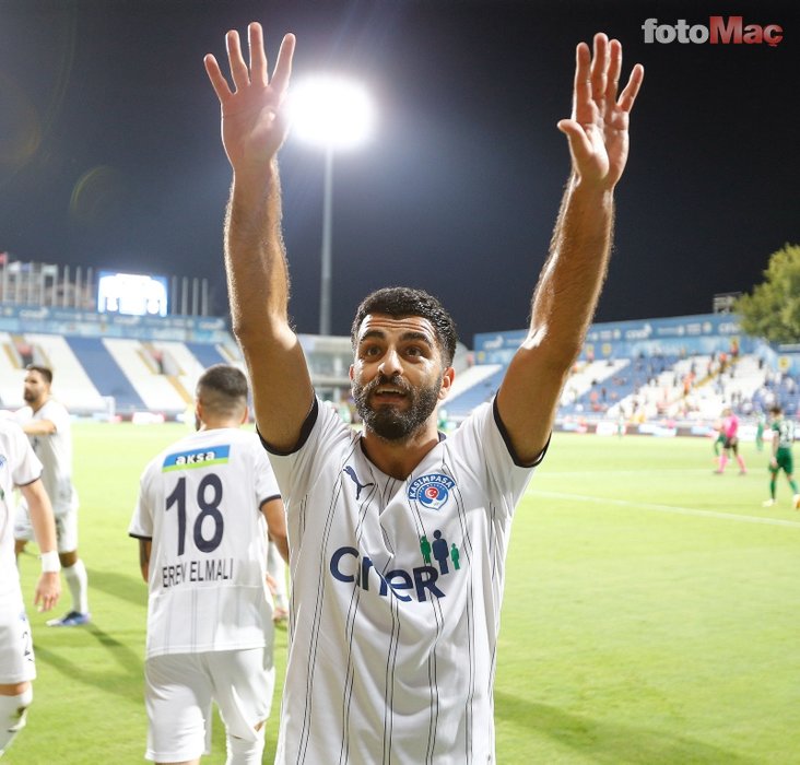 Umut Bozok'un menajeri açıkladı! Görüşmelerimiz...