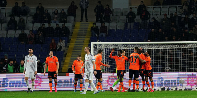 Beşiktaş'ın Medipol Başakşehir "kabusu" sürüyor
