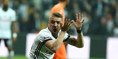 Caner Erkin coştu bir kere