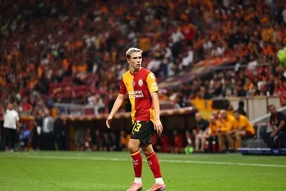 Aleksey Batrakov’a milli davet!
