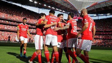 Benfica 3-0 Santa Clara (MAÇ SONUCU ÖZET) | Portekiz'de şampiyon Benfica!