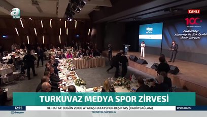 >Turkuvaz Medya Spor Zirvesi'nde en iyiler ödüllerini aldı!