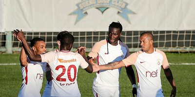 Galatasaray'da kamp devam ediyor