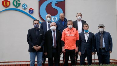 Trabzonspor kurul başkanlarından teknik direktör Avcı'ya ziyaret
