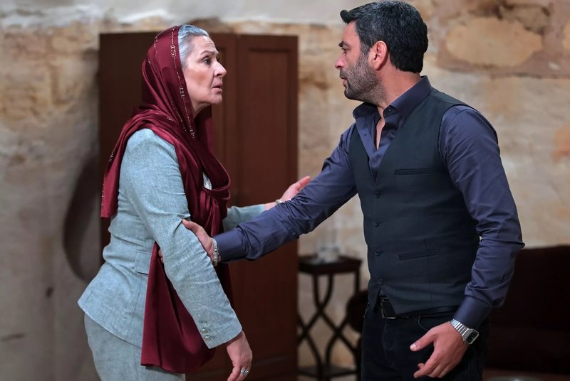 uzak-sehir-36-bolum-izle-uzak-sehir-yeni-bolum-hd-donmadan-izleme-linki-1762167076707.jpeg Uzak Şehir 36. Bölüm İzle