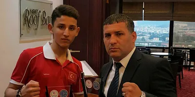 Baba-oğul boksta yılın ‘en’ iyileri oldular