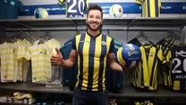 Emre Batur: Evde kalalım