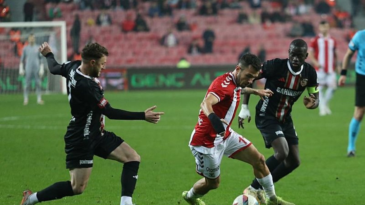 Samsunspor'da Emre Kılıç ameliyat oldu