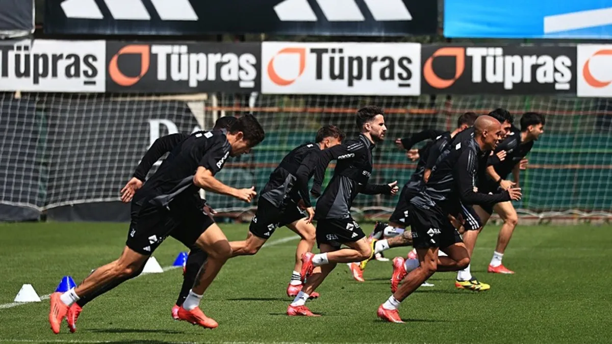Beşiktaş'ın Göztepe maçı kamp kadrosu açıklandı!