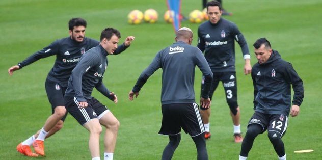 Beşiktaş'ta hazırlıklar sürdü! Pepe ve Tosic katılmadı