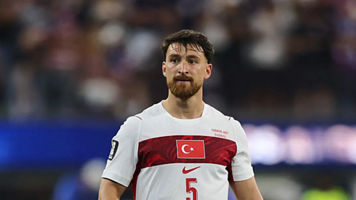 Salih Özcan Beşiktaş için İstanbul'a geliyor!