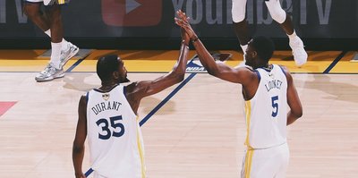 NBA Finallerinde ilk adımı Golden State Warriors attı