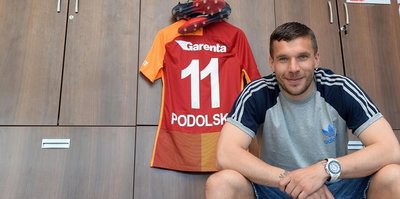 Podolski veda maçlarına çıkıyor