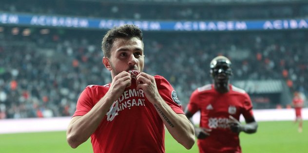 Emre Kılınç imzayı atıyor!