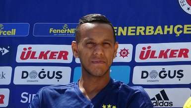 Fenerbahçe’de Josef de Souza’dan Phillip Cocu’ya övgüler