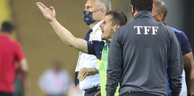Maç sonu Emre Belözoğlu'na olay sözler! Sen nasıl teknik direktörlük yapacaksın?