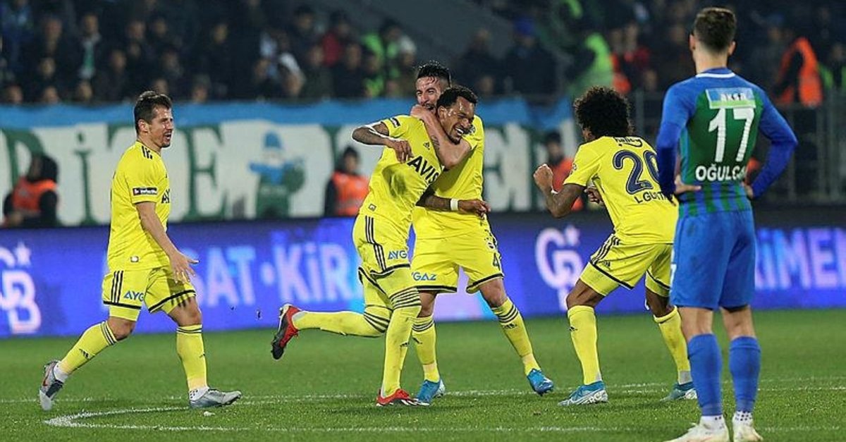 Mac Sonucu Caykur Rizespor 1 2 Fenerbahce Son Dakika Fenerbahce Haberleri Fotomac