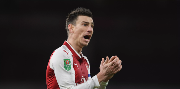 Koscielny Arsenal'in kampına katılmadı