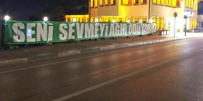 Bursasporlu taraftarlardan oyunculara mesaj
